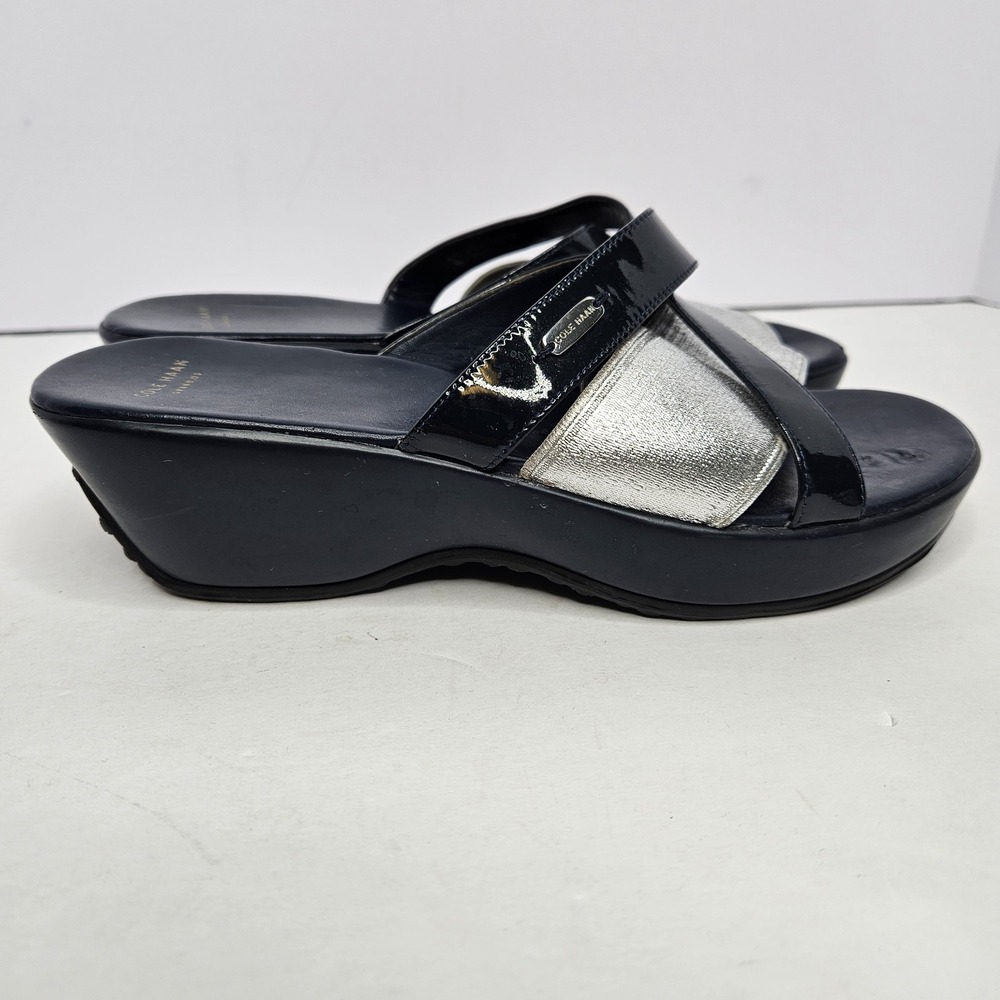 Cole Haan Grand.os Navy Blue And Silver Size 7B Heel‎ 2" Heel To Toe 9.5"